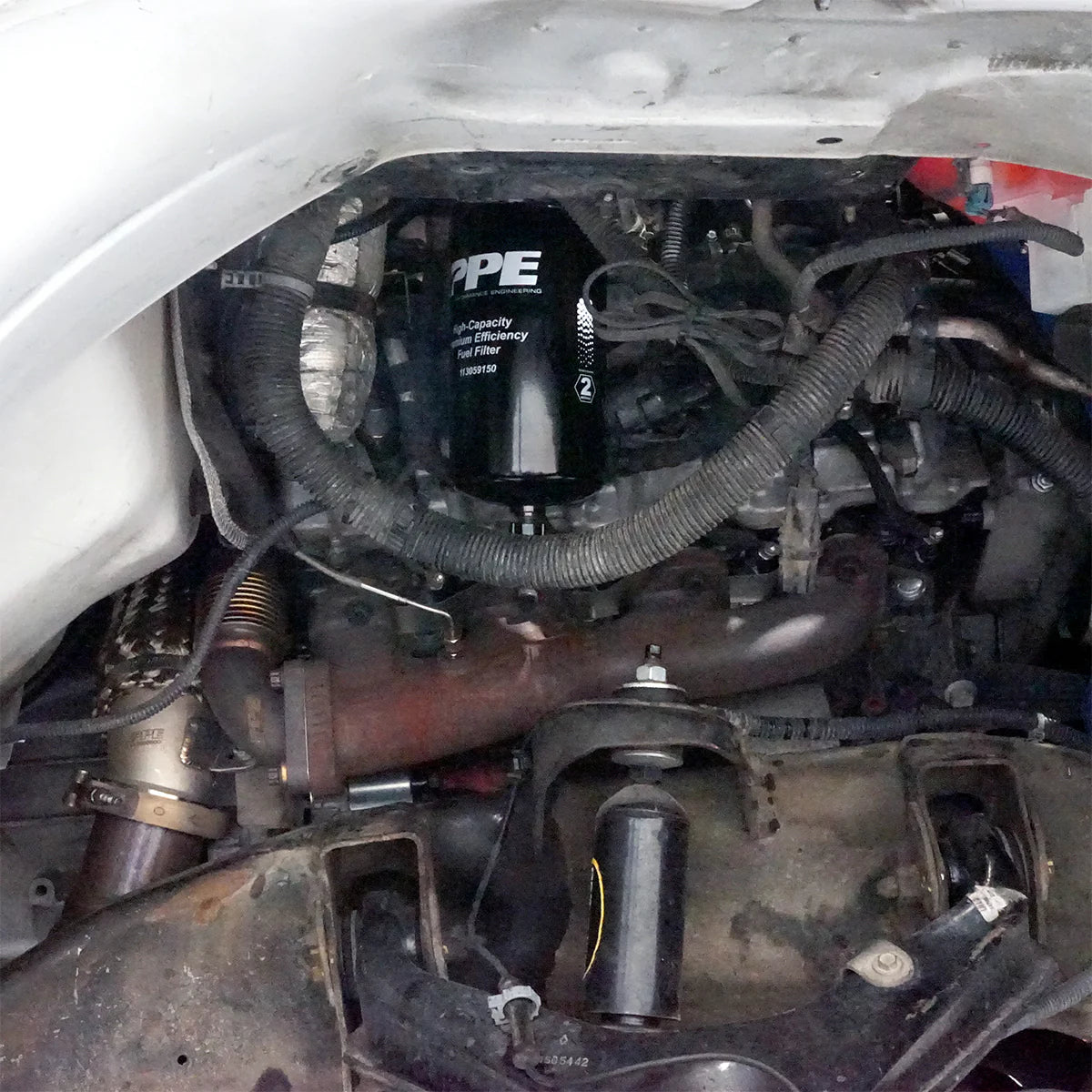 High-Capacity Premium Efficiency Fuel Filter - 2001-2016 6.6L Duramax